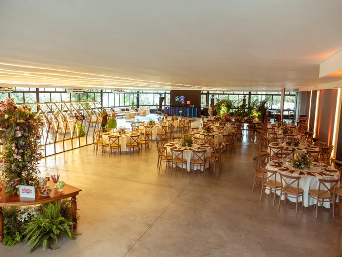 Salão montado em banquete
